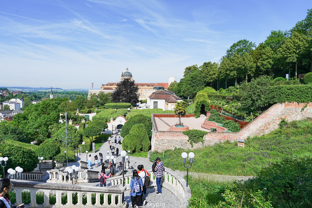 奧地利、捷克精彩10日－DAY2－維也納Vienna－瓦豪河谷Wachau Valley－梅爾克Melk－鹽湖區Salzkammergut 