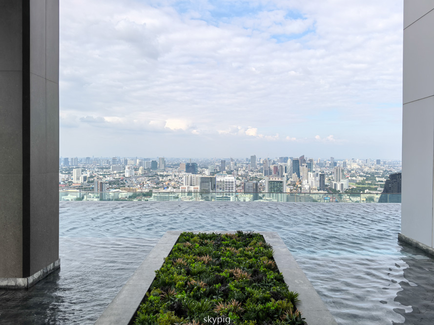 【曼谷】泰國曼谷飯店推薦，Saint Louis站旁的ASAI Bangkok Sathorn，另一家是機場捷運起點站Phaya Thai旁的Eastin Grand Hotel Phayathai