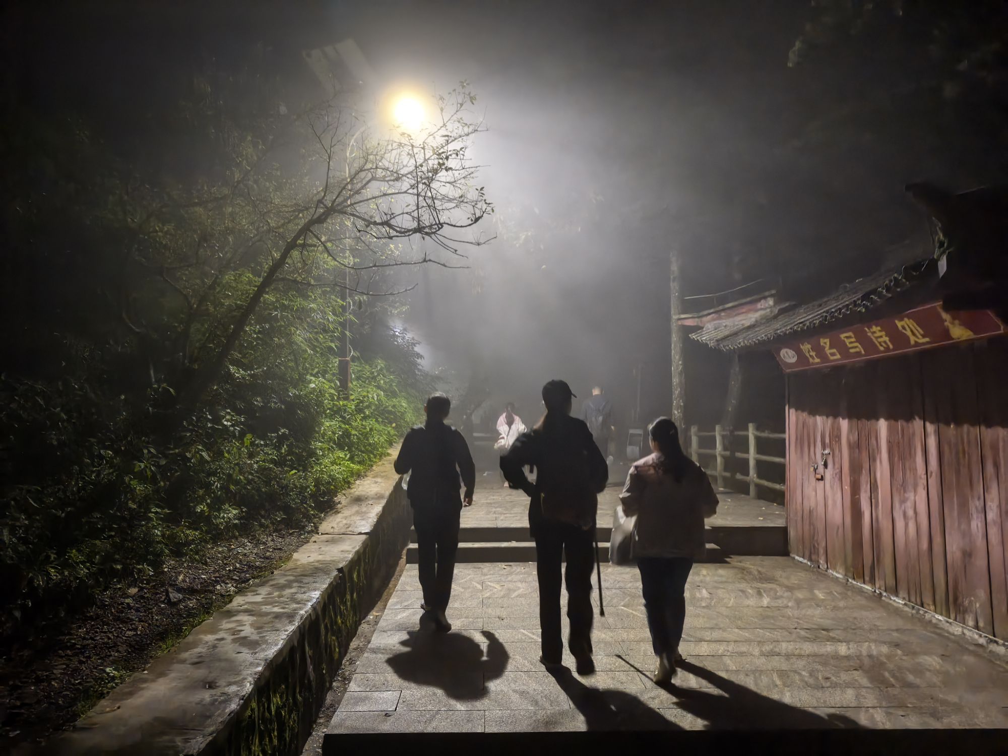 四川旅遊5A景區,樂山大佛、峨眉山、海螺溝、碧峰峽、天台山 四川旅遊5A景區,樂山大佛、峨眉山、海螺溝、碧峰峽、天台山