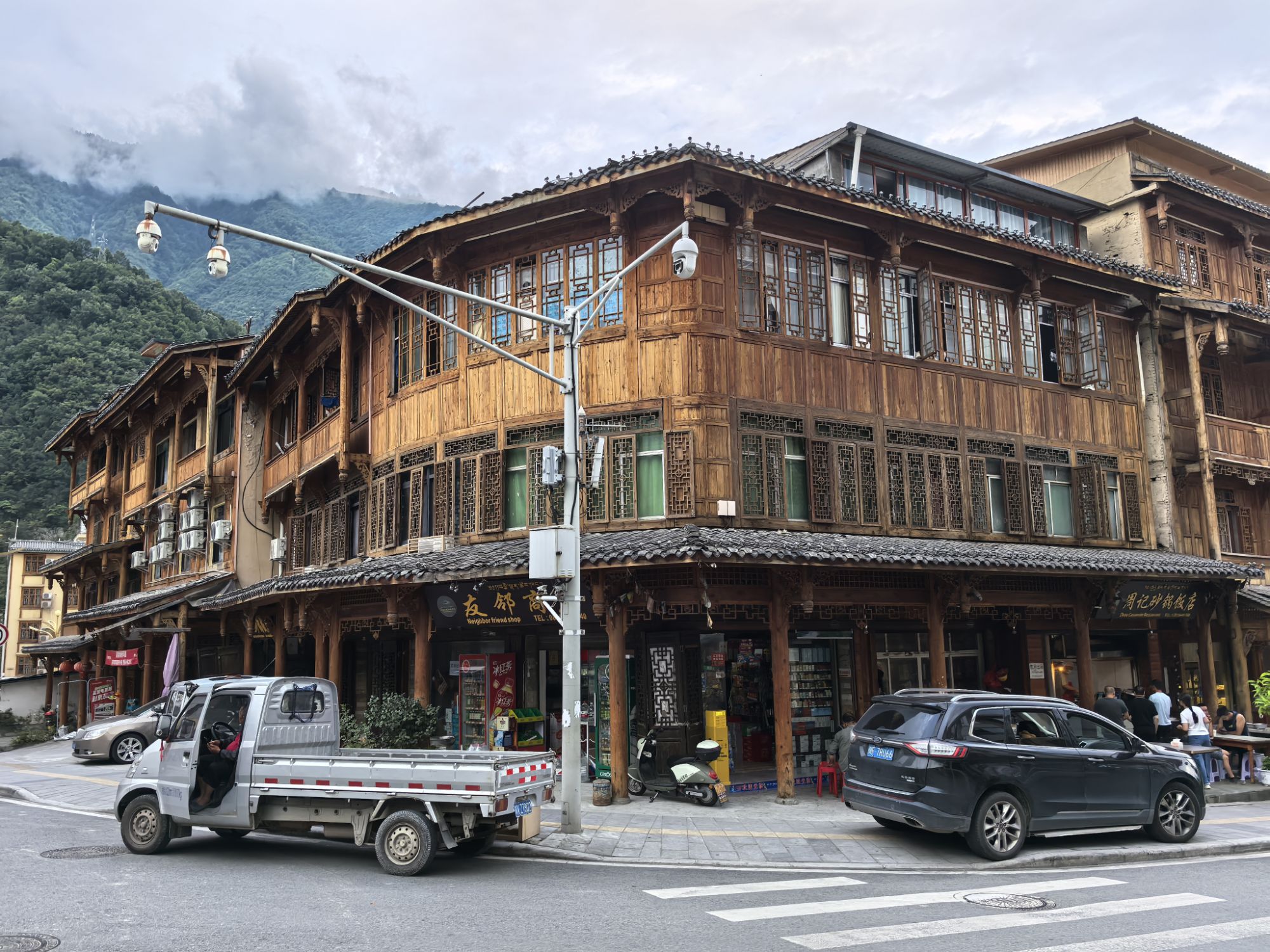 四川旅遊5A景區,樂山大佛、峨眉山、海螺溝、碧峰峽、天台山 四川旅遊5A景區,樂山大佛、峨眉山、海螺溝、碧峰峽、天台山