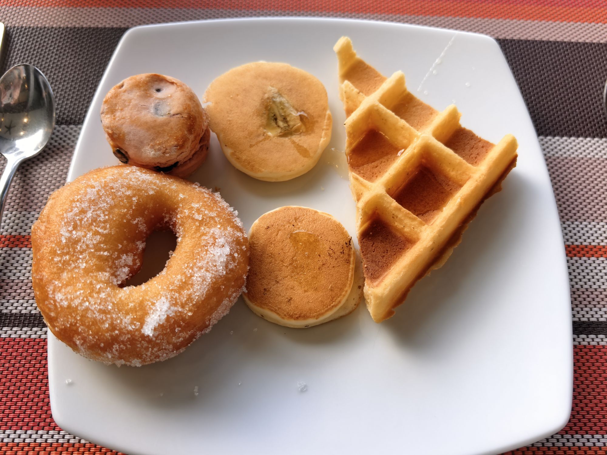 【泰國】泰國旅遊推薦、曼谷、普吉島…自由行程8天7夜 【泰國】泰國旅遊推薦、曼谷、普吉島…自由行程8天7夜
